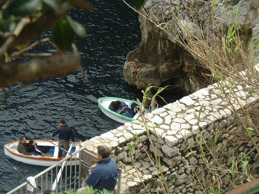 ���A�����